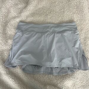 Lululemon “play off the pleats” tennis/athletic skirt